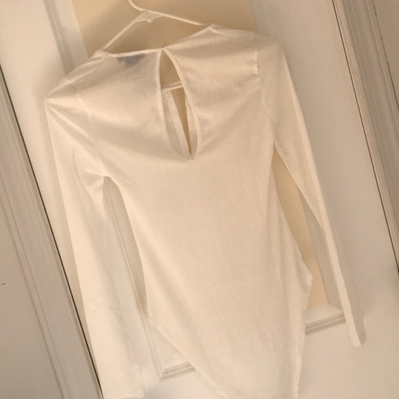 š¤Long Sleeve Bodysuitš¤Newš¤Size Medium - Picture 2 of 6